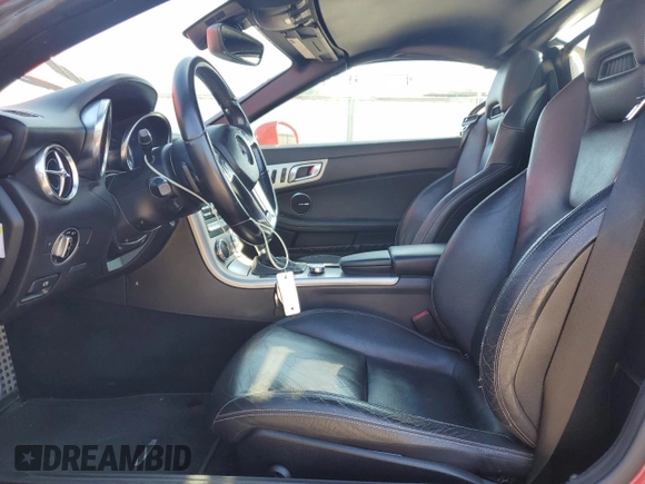 2012 Mercedes-Benz SLK 350 with VIN WDDPK5HA8CF038828, listed as a Copart auction lot 50047975 with 93,484 mi miles and Clean title. Bid and sale history available at DreamBid. Image 7.