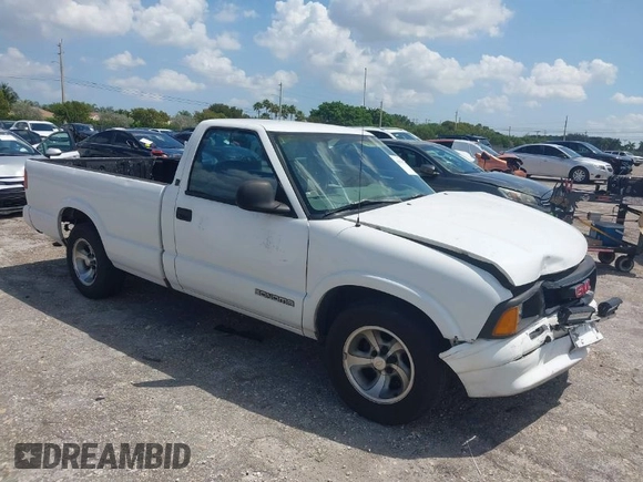 1997 GMC Sonoma z VIN 1GTCS1441VK518317, wystawiony jako IAAI lot #41942735 z przebiegiem 75 862 mil mil oraz . Historia ofert i sprzedaży dostępna na DreamBid. Obrazek 1.
