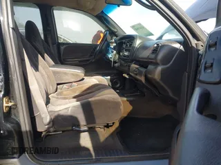 2000 Dodge Dakota Sport with VIN 1B7GL2AX8YS790208, listed as a IAAI auction lot 41613640 with 365,198 mi miles and . Bid and sale history available at DreamBid. Image 5.