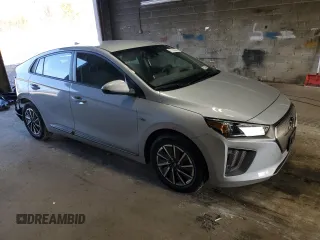 2020 Hyundai Ioniq SE with VIN KMHC75LJ2LU060719, listed as a Copart auction lot 81160044 with 44,770 mi miles and Salvage title. Bid and sale history available at DreamBid. Image 4.