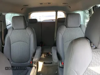 2011 Chevrolet Traverse 1LT z VIN 1GNKRGED5BJ286757, wystawiony jako Copart lot #63599254 z przebiegiem 168 671 mil mil oraz Szkoda całkowita • Salvage title. Historia ofert i sprzedaży dostępna na DreamBid. Obrazek 10.