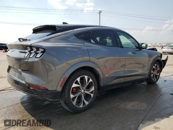 2021 Ford Mustang Mach-E Premium с VIN 3FMTK3SU7MMA07874, выставлен на аукционе Copart как лот 58532275 с пробегом 26 593 миль миль и Списание • Salvage title. История ставок и продаж доступна на DreamBid. Изображение 3.
