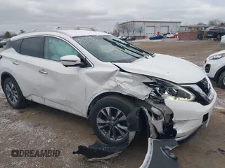 2018 Nissan Murano SV with VIN 5N1AZ2MH8JN172072, listed as a IAAI auction lot 41220741 with 61,178 mi miles and . Bid and sale history available at DreamBid. Image 1.