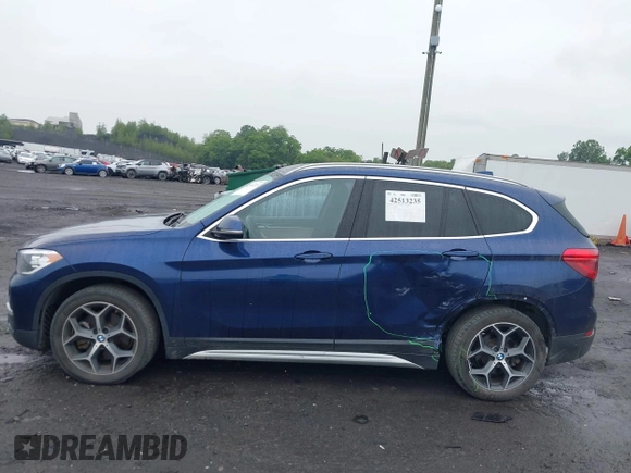2018 BMW X1 xDrive28i with VIN WBXHT3C32J5L33213, listed as a IAAI auction lot 42513235 with 75,918 mi miles and . Bid and sale history available at DreamBid. Image 14.