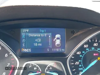 2015 Ford Escape SE with VIN 1FMCU0G91FUC65044, listed as a IAAI auction lot 42083688 with 111,972 mi miles and . Bid and sale history available at carsss.com. Image 16.