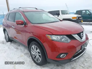 2015 Nissan Rogue SL with VIN 5N1AT2MV8FC903688, listed as a IAAI auction lot 41548493 with 77,123 mi miles. Bid and sale history available at carsss.com. Image 1.