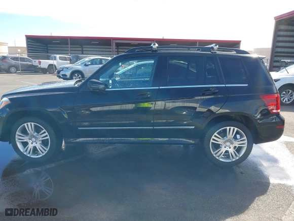 2013 Mercedes-Benz GLK-Class GLK 350 with VIN WDCGG8JB4DG127236, listed as a IAAI auction lot 40969875 with 94,718 mi miles. Bid and sale history available at carsss.com. Image 14.