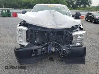 2024 Ford F-250 XL z VIN 1FT7W2BA9REC55812, wystawiony jako Copart lot #64114595 z przebiegiem 12 778 mil mil oraz Czysty tytuł • Clean title. Historia ofert i sprzedaży dostępna na DreamBid. Obrazek 5.
