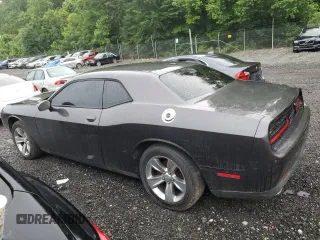 2016 Dodge Challenger SXT z VIN 2C3CDZAG6GH153087, wystawiony jako Copart lot #60778765 z przebiegiem 146 482 mil mil oraz Szkoda całkowita • Salvage title. Historia ofert i sprzedaży dostępna na DreamBid. Obrazek 2.