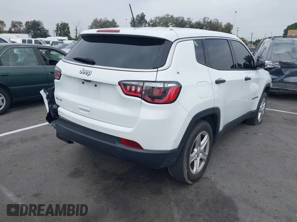 2023 Jeep Compass Sport z VIN 3C4NJDAN5PT510734, wystawiony jako IAAI lot #42519894 z przebiegiem 45 819 mil mil oraz . Historia ofert i sprzedaży dostępna na DreamBid. Obrazek 4.