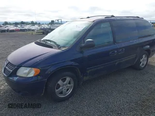 2005 Dodge Caravan SXT с VIN 2D8GP44L55R266473, выставлен на аукционе IAAI как лот 42586780 с пробегом 209 326 миль миль и . История ставок и продаж доступна на DreamBid. Изображение 2.