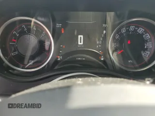 2019 Dodge Challenger SXT z VIN 2C3CDZAG6KH746800, wystawiony jako Copart lot #54011225 z przebiegiem 119 511 mil mil oraz Szkoda całkowita • Salvage title. Historia ofert i sprzedaży dostępna na DreamBid. Obrazek 9.