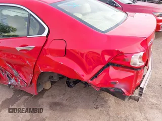 2013 Acura TSX z VIN JH4CU2F48DC005859, wystawiony jako IAAI lot #42124957 z przebiegiem 83 110 mil mil oraz . Historia ofert i sprzedaży dostępna na DreamBid. Obrazek 6.