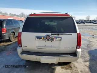 2009 Cadillac Escalade z VIN 1GYFK23299R246710, wystawiony jako Copart lot #41768465 z przebiegiem 110 225 mil mil oraz Czysty tytuł • Clean title. Historia ofert i sprzedaży dostępna na DreamBid. Obrazek 6.