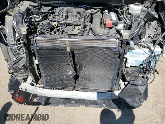 2020 Toyota Highlander LE z VIN 5TDBZRBH4LS511959, wystawiony jako Copart lot #53354555 z przebiegiem 99 381 mil mil oraz Szkoda całkowita • Salvage title. Historia ofert i sprzedaży dostępna na DreamBid. Obrazek 13.