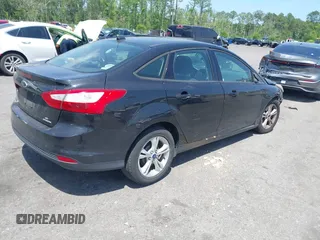 2013 Ford Focus SE with VIN 1FADP3F29DL149444, listed as a IAAI auction lot 42128467 with Not provided miles and . Bid and sale history available at DreamBid. Image 4.