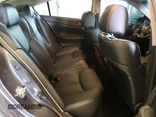 2014 Nissan Maxima SV z VIN 1N4AA5AP9EC478102, wystawiony jako Copart lot #52413845 z przebiegiem 104 615 mil mil oraz Szkoda całkowita • Salvage title. Historia ofert i sprzedaży dostępna na DreamBid. Obrazek 10.