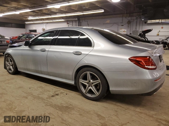 2018 Mercedes-Benz E-Class E 300 with VIN WDDZF4JBXJA476397, listed as a Copart auction lot 44720865 with 48,098 mi miles and Salvage Title. Bid and sale history available at carsss.com. Image 2.