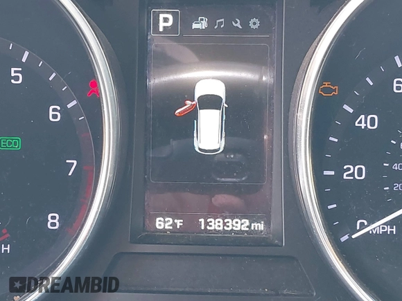 2017 Hyundai Santa Fe 2.4L z VIN 5XYZU3LB7HG438756, wystawiony jako IAAI lot #41480791 z przebiegiem 138 392 mil mil oraz . Historia ofert i sprzedaży dostępna na DreamBid. Obrazek 7.