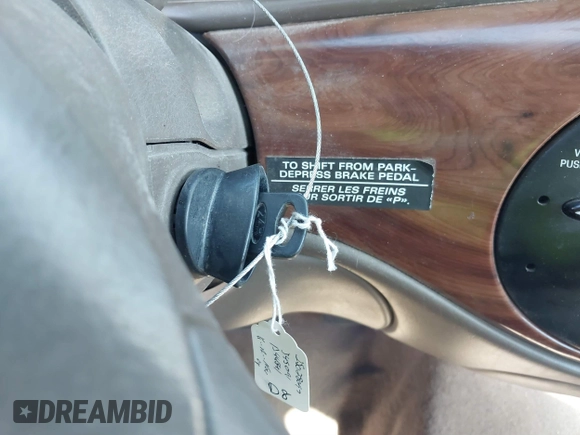 1998 Mercury Sable GS with VIN 1MEFM50U8WG612055, listed as a IAAI auction lot 41618826 with 84,689 mi miles and . Bid and sale history available at DreamBid. Image 11.