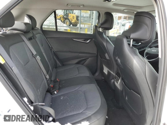 2023 Kia Niro Wave with VIN KNDCT3L10P5040523, listed as a Copart auction lot 89325305 with 8,287 mi miles and Salvage Title. Bid and sale history available at DreamBid. Image 10.