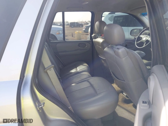 2008 Chevrolet TrailBlazer LT w/1LT with VIN 1GNDS13S482142888, listed as a IAAI auction lot 41375545 with 1 mi miles. Bid and sale history available at carsss.com. Image 8.
