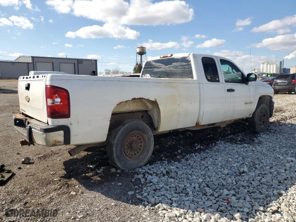 2008 Chevrolet Silverado 2500HD Work Truck with VIN 1GCHC29K48E155658, listed as a Copart auction lot 49832375 with 218,660 mi miles and Clean Title. Bid and sale history available at carsss.com. Image 3.