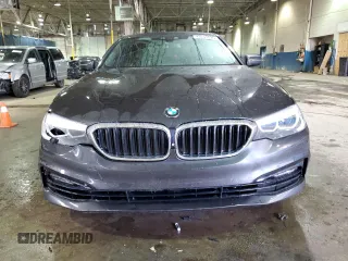 2018 BMW 5 Series 530i xDrive with VIN WBAJA7C5XJG907832, listed as a Copart auction lot 43753535 with 83,937 mi miles and Clean Title. Bid and sale history available at carsss.com. Image 5.