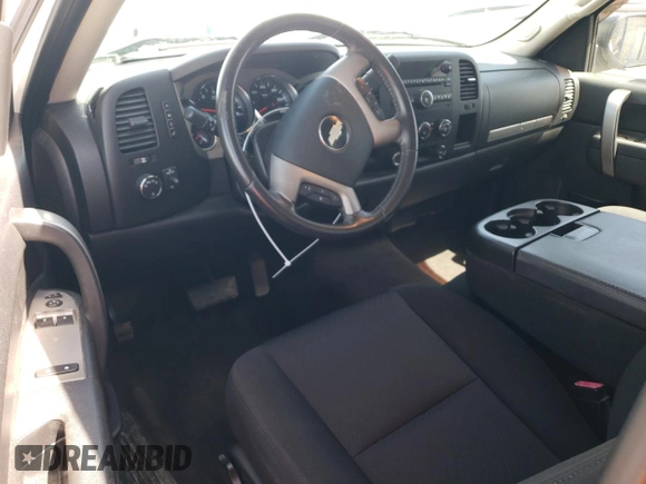 2010 Chevrolet Silverado 1500 with VIN 1GCPCSE04AZ198878, listed as a Copart auction lot 53949775 with 95,415 mi miles and Non Repairable. Bid and sale history available at DreamBid. Image 8.