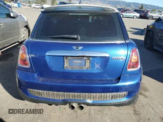 2008 MINI Hardtop S with VIN WMWMF73538TV38182, listed as a Copart auction lot 87661395 with 38,128 mi miles and Salvage Title. Bid and sale history available at DreamBid. Image 6.