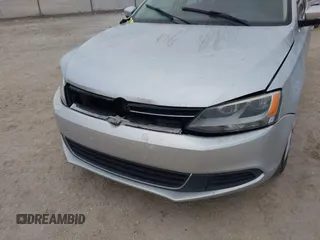 2013 Volkswagen Jetta SE with VIN 3VWDX7AJ0DM384908, listed as a IAAI auction lot 41466642 with 92,131 mi miles and . Bid and sale history available at DreamBid. Image 6.