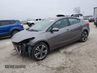 2016 Kia Forte EX z VIN KNAFX4A82G5522673, wystawiony jako Copart lot #86063904 z przebiegiem 85 576 mil mil oraz Szkoda całkowita • Salvage title. Historia ofert i sprzedaży dostępna na DreamBid. Obrazek 1.