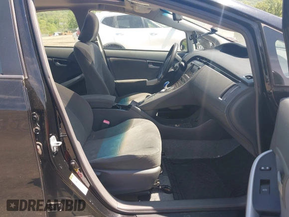 2010 Toyota Prius II with VIN JTDKN3DU6A0242270, listed as a IAAI auction lot 42250409 with 233,419 mi miles and . Bid and sale history available at DreamBid. Image 5.