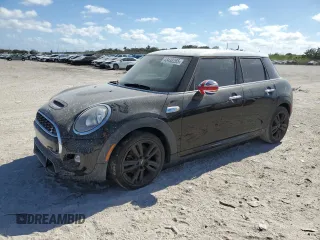 2017 MINI Hardtop 4 Door Cooper S z VIN WMWXU3C32H2F49418, wystawiony jako Copart lot #43432265 z przebiegiem 54 898 mil mil oraz Szkody całkowita. Historia ofert i sprzedaży dostępna na DreamBid. Obrazek 1.