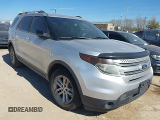 2013 Ford Explorer XLT with VIN 1FM5K7D81DGA08755, listed as a IAAI auction lot 41735387 with 174,562 mi miles. Bid and sale history available at carsss.com. Image 1.