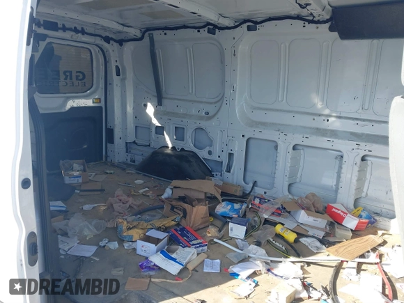 2017 Ford Transit с VIN 1FTYE1YM1HKA37236, выставлен на аукционе IAAI как лот 41353640 с пробегом Не указан миль и . История ставок и продаж доступна на DreamBid. Изображение 8.