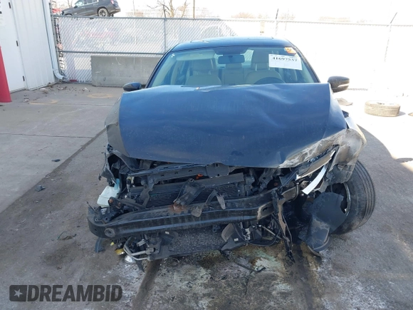 2011 Volkswagen Jetta SEL с VIN 3VWLZ7AJ7BM361967, выставлен на аукционе IAAI как лот 41697537 с пробегом Не указан миль и . История ставок и продаж доступна на DreamBid. Изображение 13.