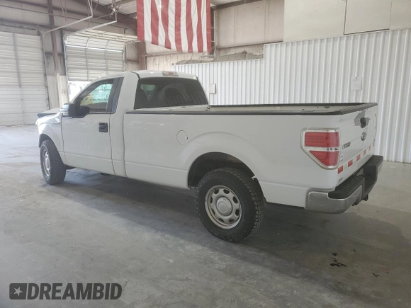 2010 Ford F-150 XL с VIN 1FTMF1CW3AKE74410, выставлен на аукционе Copart как лот 57287195 с пробегом 154 739 миль миль и На запчасти • Non repairable. История ставок и продаж доступна на DreamBid. Изображение 2.