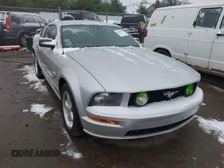 2009 Ford Mustang GT with VIN 1ZVHT82H995124311, listed as a IAAI auction lot 40904050 with Not provided miles and . Bid and sale history available at DreamBid. Image 1.