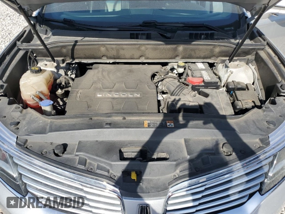 2017 Lincoln MKX Select with VIN 2LMPJ6KR6HBL53413, listed as a Copart auction lot 50981035 with 68,539 mi miles and Salvage Title. Bid and sale history available at carsss.com. Image 12.