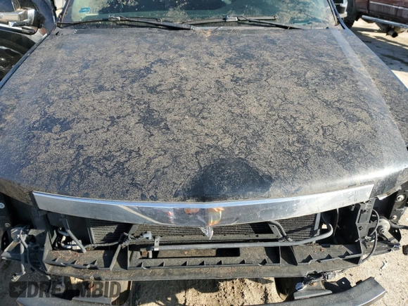 2009 Cadillac Escalade z VIN 1GYFK43589R179670, wystawiony jako Copart lot #43695985 z przebiegiem Nie podano mil oraz Szkoda całkowita • Salvage title. Historia ofert i sprzedaży dostępna na DreamBid. Obrazek 12.