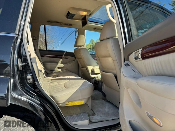 2008 Lexus GX 470 z VIN JTJBT20X180160812, wystawiony jako Copart lot #52888995 z przebiegiem 272 063 mil mil oraz Czysty tytuł • Clean title. Historia ofert i sprzedaży dostępna na DreamBid. Obrazek 6.