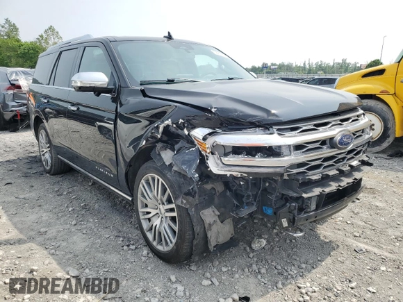 2022 Ford Expedition Platinum with VIN 1FMJU1MTXNEA27764, listed as a Copart auction lot 58815345 with 67,219 mi miles and Salvage title. Bid and sale history available at DreamBid. Image 4.