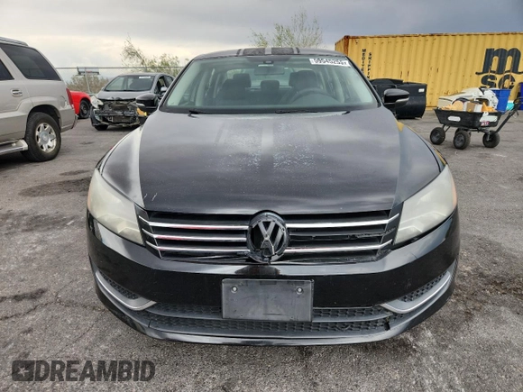 2013 Volkswagen Passat S with VIN 1VWAP7A31DC052322, listed as a Copart auction lot 59545255 with 140,760 mi miles and Salvage title. Bid and sale history available at DreamBid. Image 5.