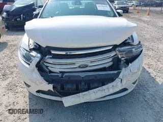 2016 Ford Taurus Limited z VIN 1FAHP2F89GG157721, wystawiony jako IAAI lot #42358132 z przebiegiem 108 384 mil mil oraz . Historia ofert i sprzedaży dostępna na DreamBid. Obrazek 6.