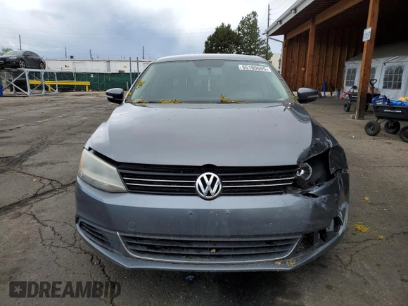 2013 Volkswagen Jetta SE with VIN 3VWDP7AJ0DM402064, listed as a Copart auction lot 55100605 with 177,818 mi miles and Non repairable. Bid and sale history available at DreamBid. Image 5.