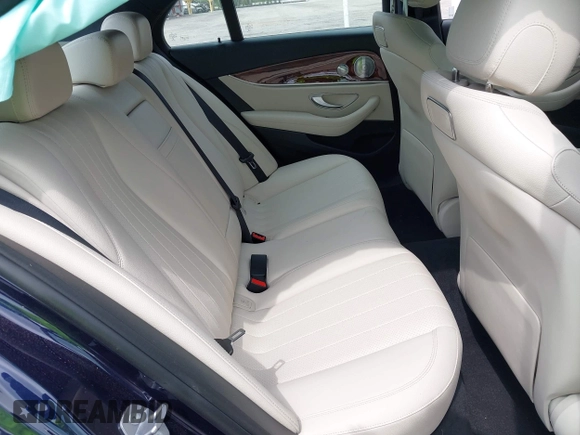 2018 Mercedes-Benz E-Class E 300 with VIN WDDZF4JB9JA446243, listed as a IAAI auction lot 41990687 with 16,961 mi miles. Bid and sale history available at carsss.com. Image 8.