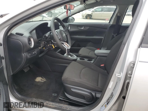 2020 Kia Forte LXS with VIN 3KPF24AD0LE201700, listed as a Copart auction lot 44495815 with 59,605 mi miles and Salvage Title. Bid and sale history available at carsss.com. Image 7.