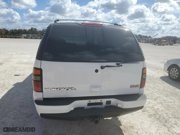 2004 GMC Yukon XL Denali with VIN 1GKFK66U84J258384, listed as a Copart auction lot 76179964 with 0 mi miles and Salvage Title. Bid and sale history available at carsss.com. Image 6.