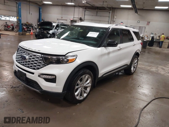 2023 Ford Explorer Platinum с VIN 1FM5K8HC5PGA13109, выставлен на аукционе IAAI как лот 42471674 с пробегом 12 361 миль миль и . История ставок и продаж доступна на DreamBid. Изображение 17.